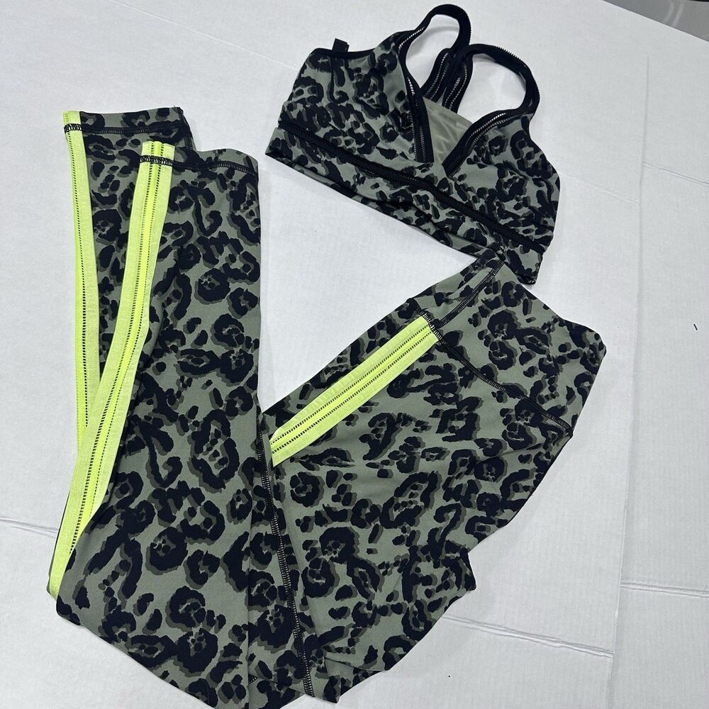 Victoria's Secret Sport Knockout Small Leopard 2-Piece Workout Set